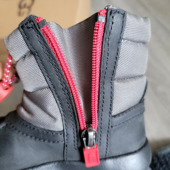 UGG Toddler Puffer Boot Weather Waterproof Boot - Picture 6 of 12